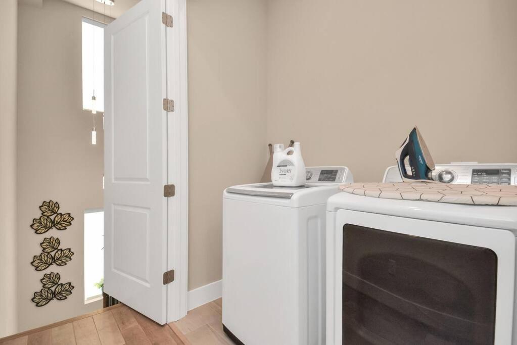 Beautiful Luxurious Houston Galleria Home Экстерьер фото