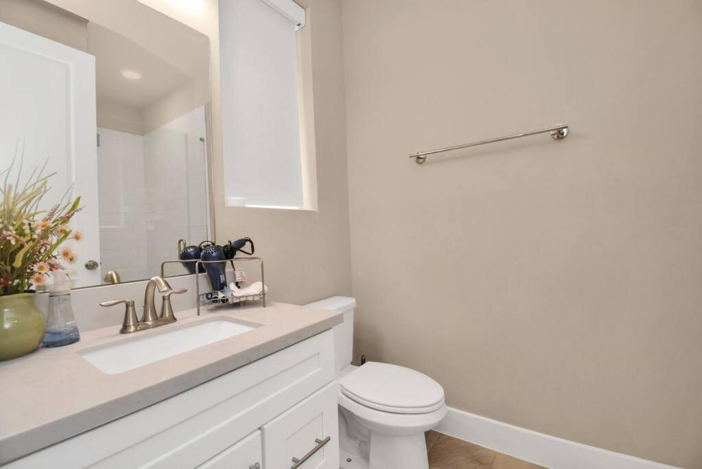 Beautiful Luxurious Houston Galleria Home Экстерьер фото